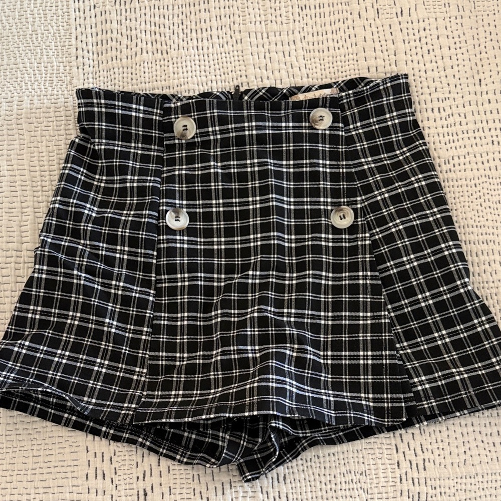 Altar'd State Monochrome Plaid Skorts